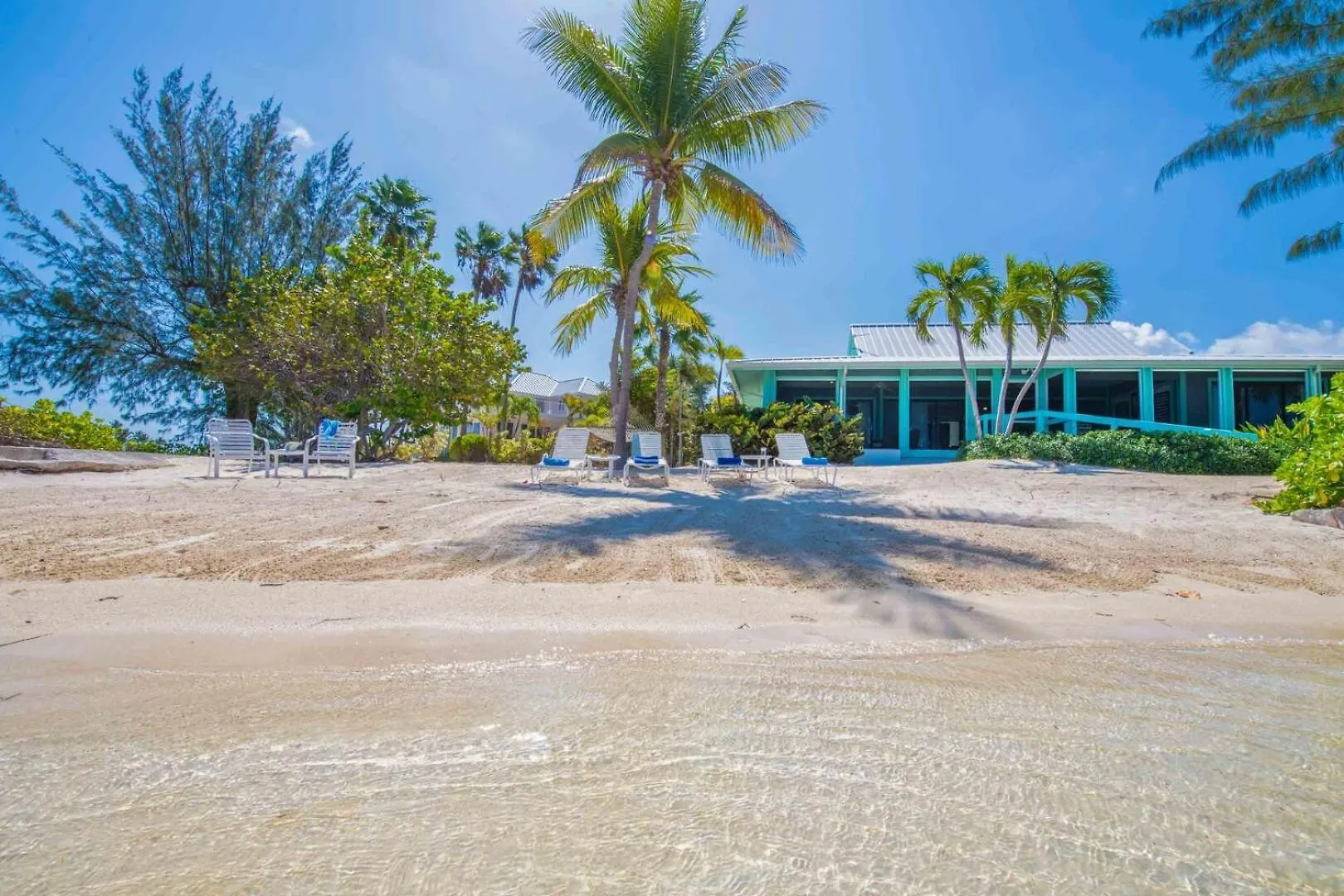 Holiday home Fingertip - Beach Bungalow In Cayman Kai Driftwood Village