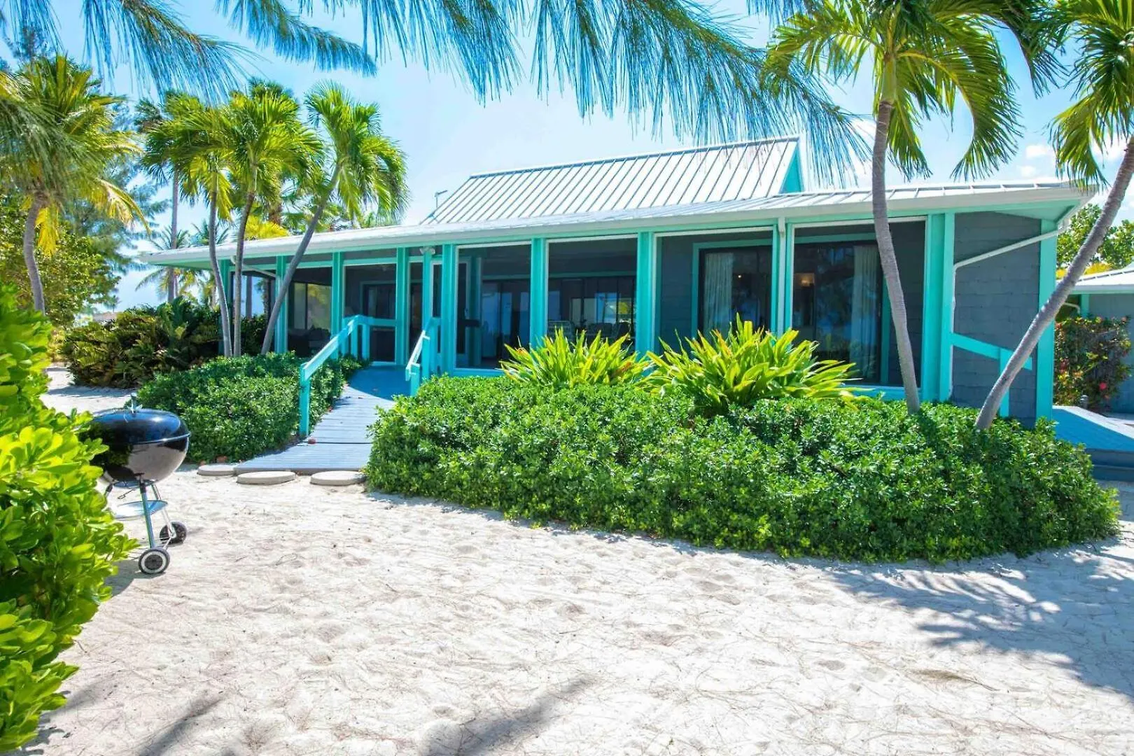 Fingertip - Beach Bungalow In Cayman Kai Driftwood Village Holiday home