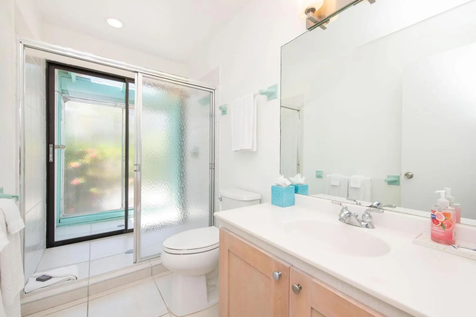 Fingertip - Beach Bungalow In Cayman Kai Driftwood Village 0*,  Cayman Islands