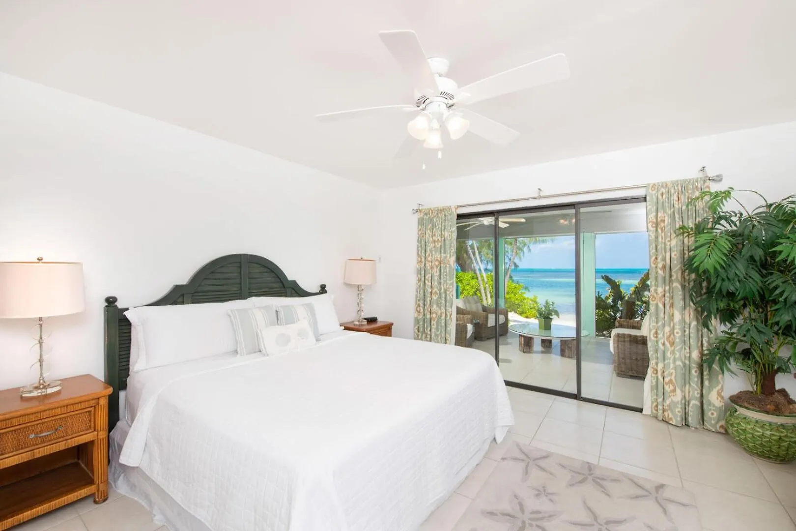 Vakantiehuis Fingertip - Beach Bungalow In Cayman Kai Driftwood Village Kaaiman-eilanden
